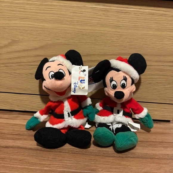 NWT 7 Disney 8” Christmas Mickey, Minnie, Pooh, Eeyore Plush Vintage 1990’s Lot - Picture 15 of 15